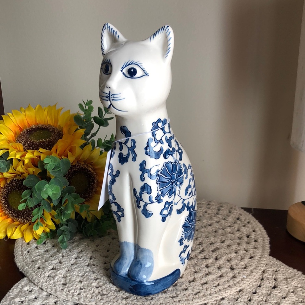 Blue and White Ceramic Cat Figurine - Decorative Home Accent